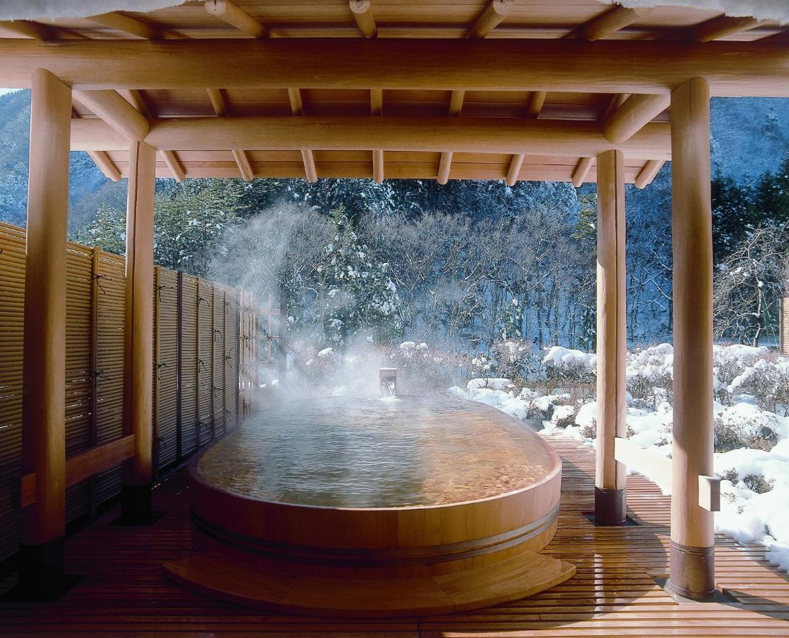 Nishiyama Onsen Keiunkan Hotel Hayakawa Bagian luar foto